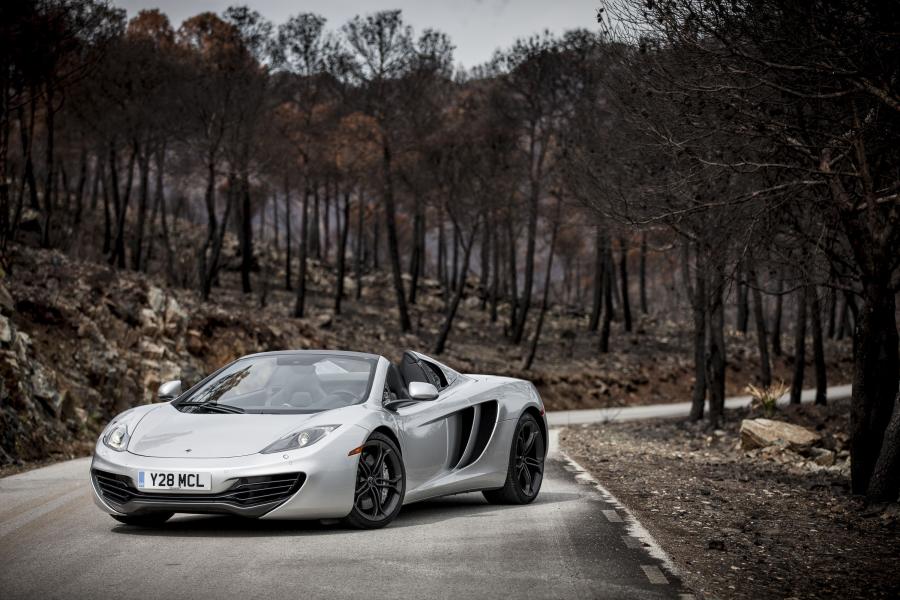  McLaren MP4-12C Spyder 2012 года  (фото 24 из 270)